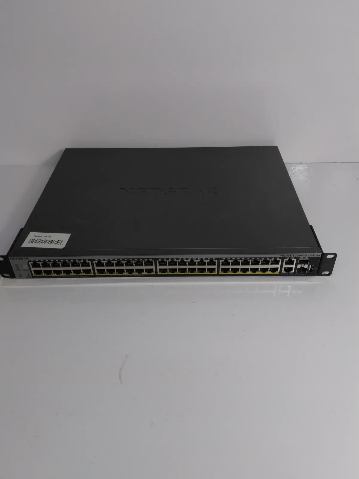 Netgear S3300-52X-PoE  52-Port Gigabit Ethernet Smart Switch (GS752TXP)