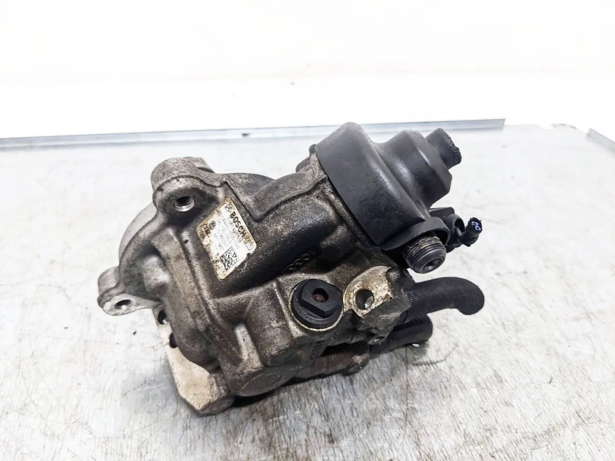 VOLKSWAGEN TIGUAN MK2 2017 HIGHT PRESSURE FUEL PUMP 04L130755E