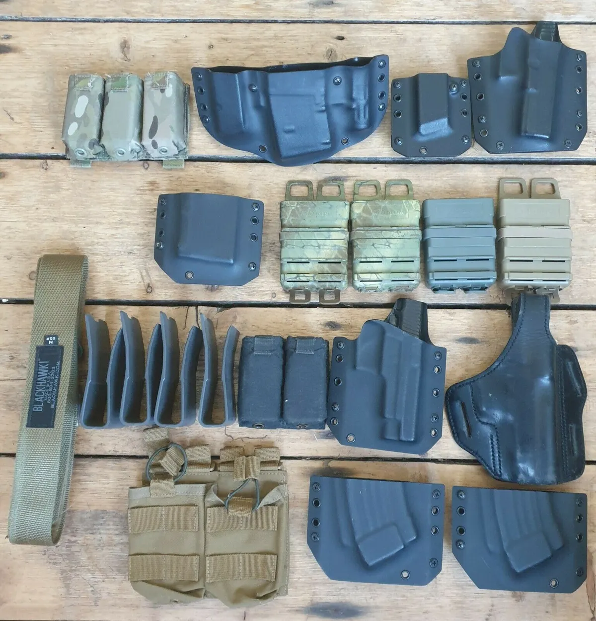 Glock 17 Sig 226 Bravo Concealment Holster & Pouches. SAS Seals Delta Paras SFSG