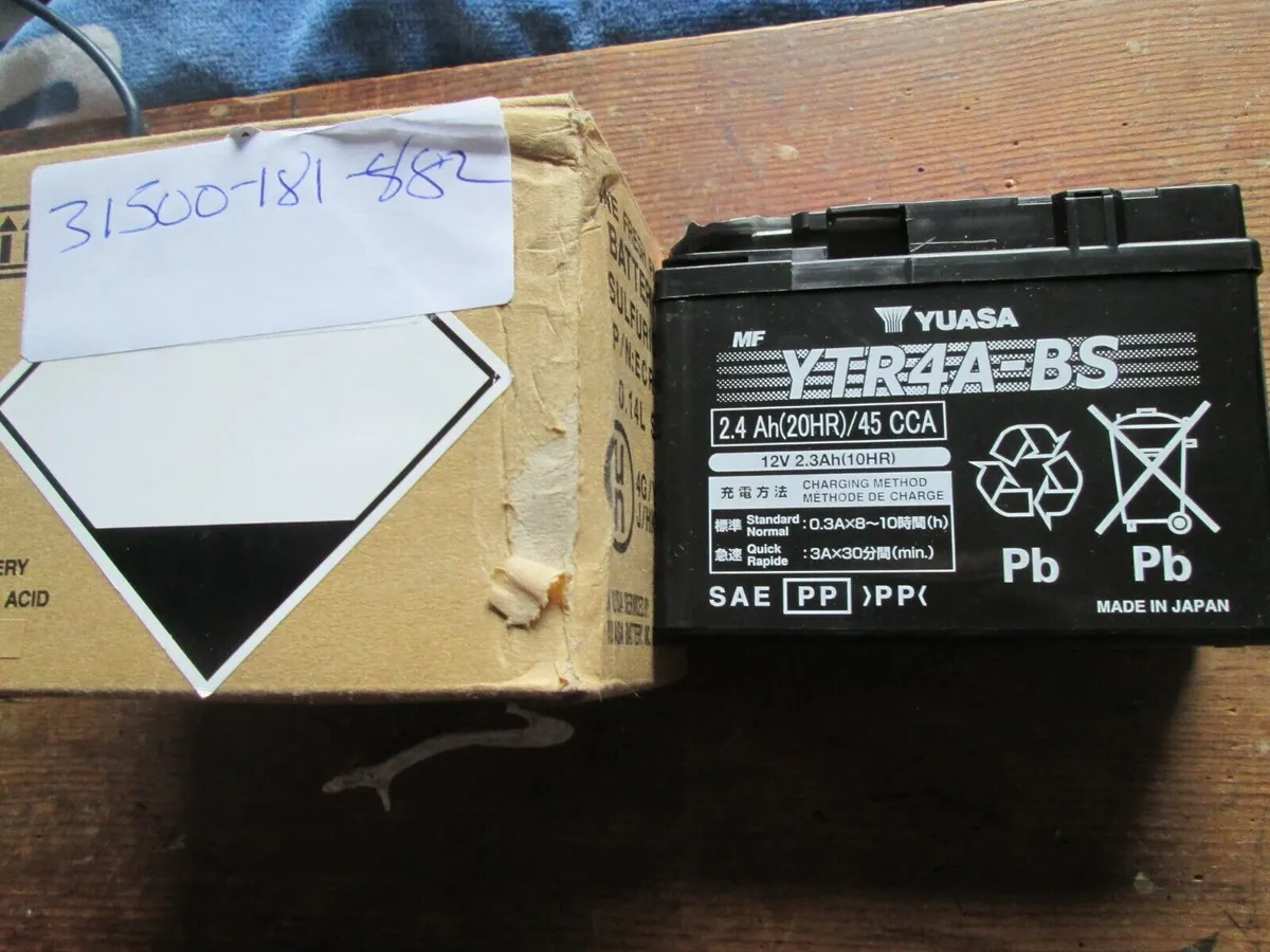 31500-181-882 YTR4A-BS MOTORCYCLE BATTERY