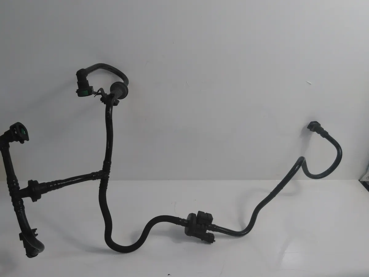 2012 FORD FOCUS MK3 1.0 ECOBOOST FUEL LINE PIPE HOSE CV61-90289-BC - ZYC