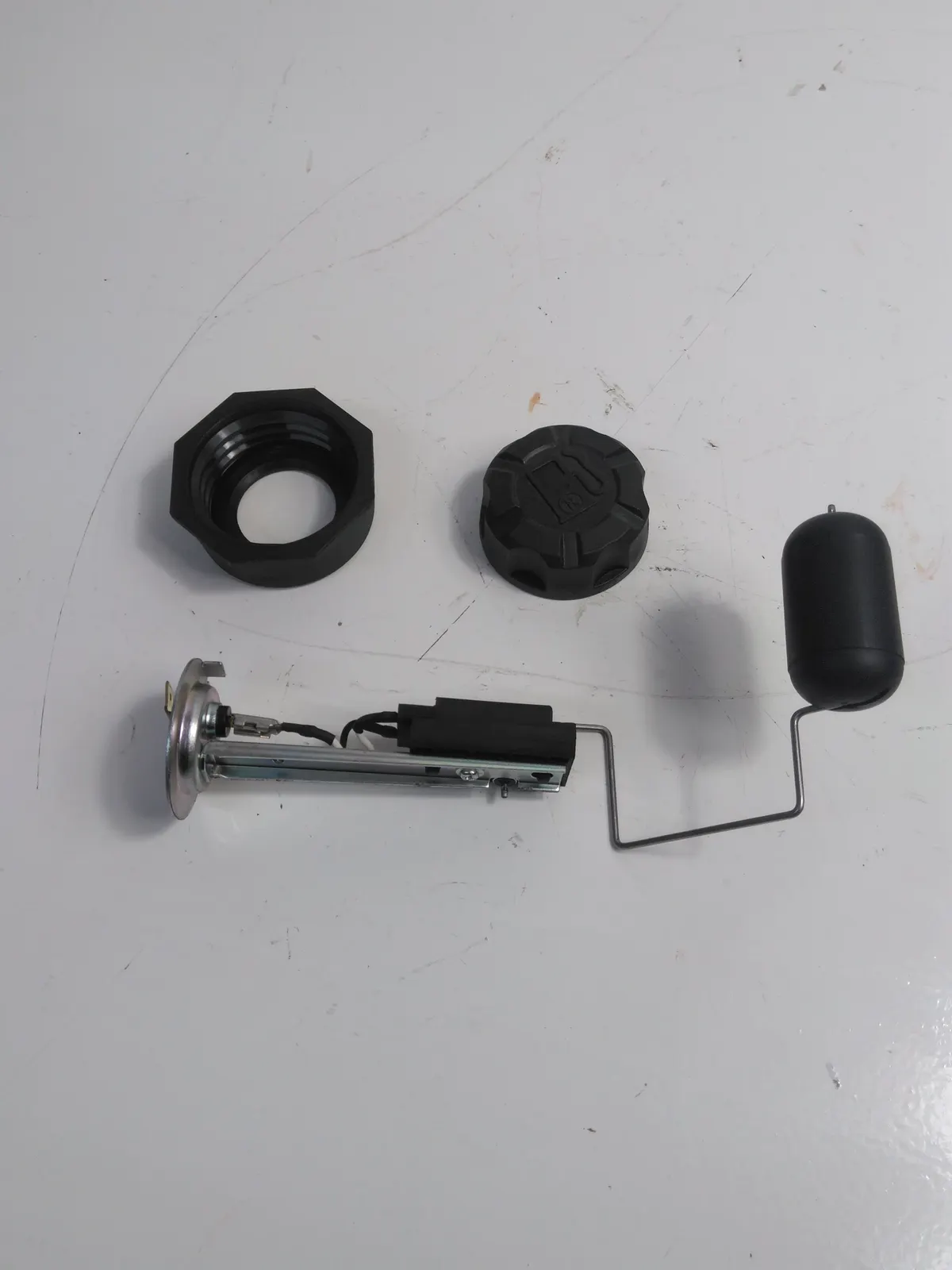 YAMAHA JOG 50 RR CS50 2012 :PETROL FUEL LEVEL SENSOR:USED MOTORCYCLE PARTS:PETRO