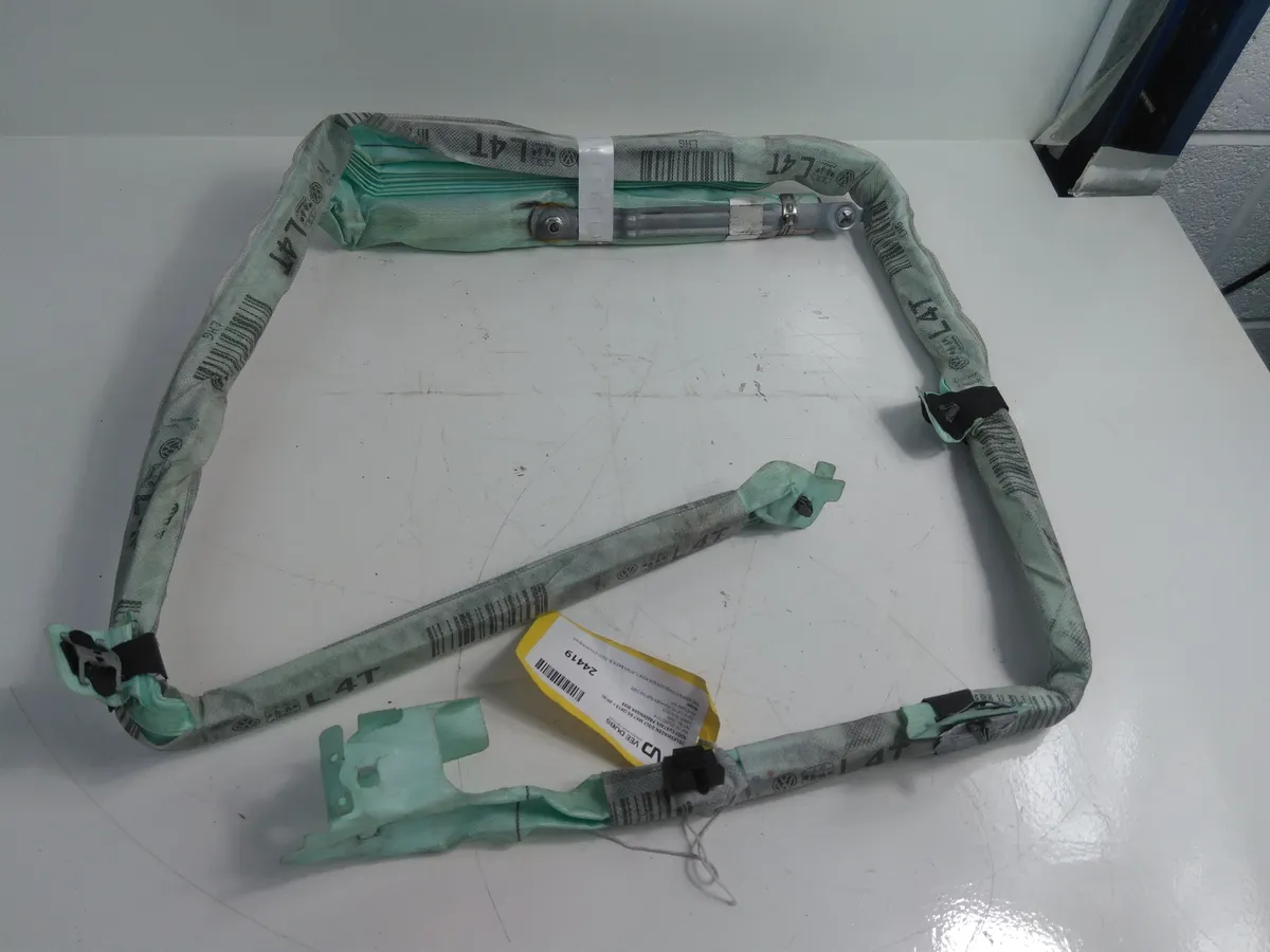 VOLKSWAGEN GOLF MK7 5G (2013 > 2016) ROOF CURTAIN PASSENGER SIDE  5G4880741A