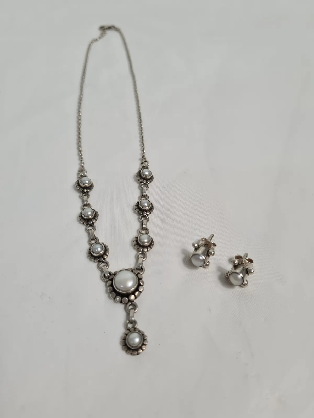 Vintage Sterling Silver Pearl Necklace & Earnings Set