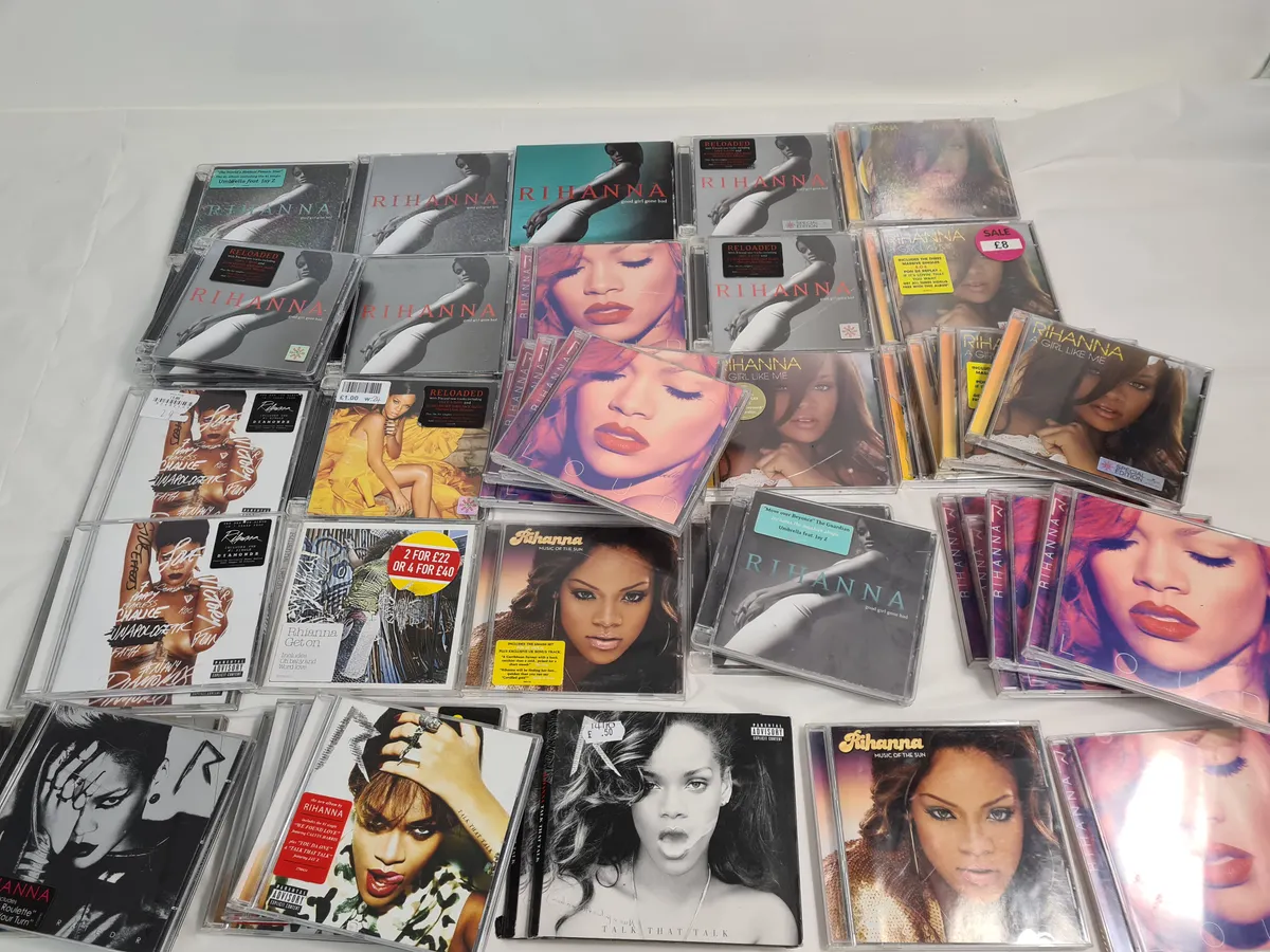 43 x Rhianna CD Joblot (Rated R, Unapologetic, A Girl like me etc)