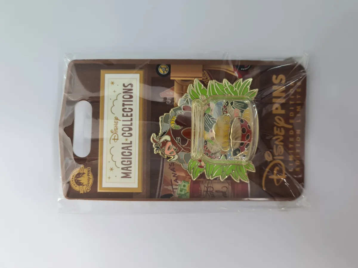Timon and Pumbaa Disney Magical Collections Limited Edition Pin, The Lion King