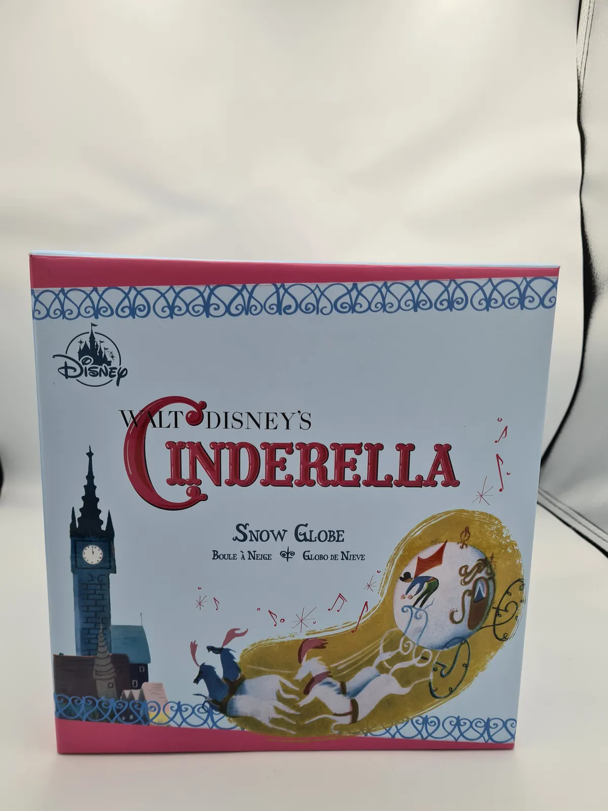 Cinderella Snow Globe
