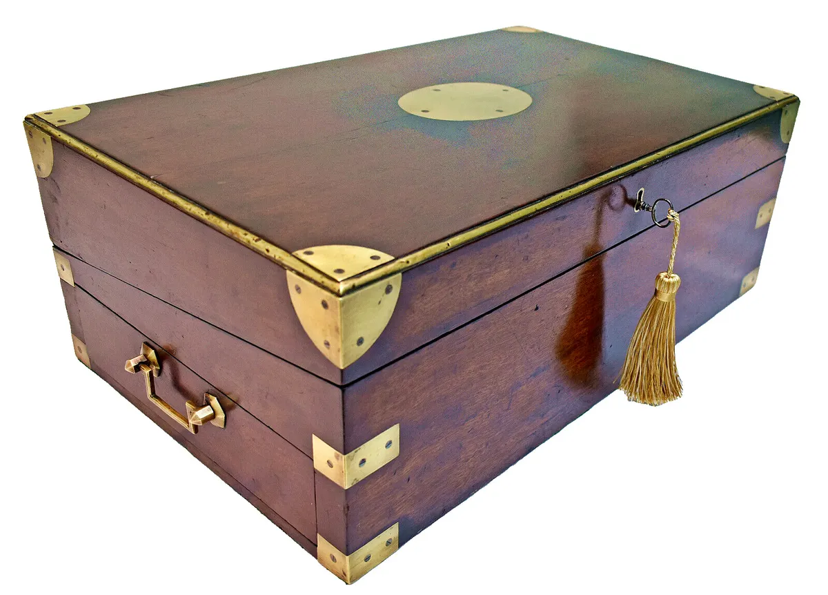 Large Georgian Writing Slope with Inkwells, Secret Drawers & Key, circa 1815