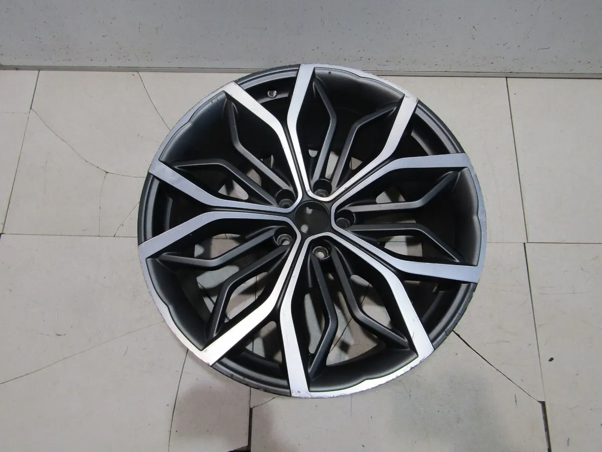 Maserati Levante Rear Alloy Wheel Rim Genuine 21" x 10.5J ET53 940000897 E7A10