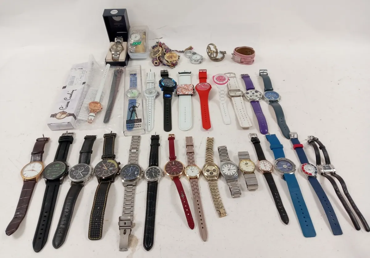 Job Lot Bundle 40+ Mixed Wrist Watches Mens Women Kids Preowned Untested