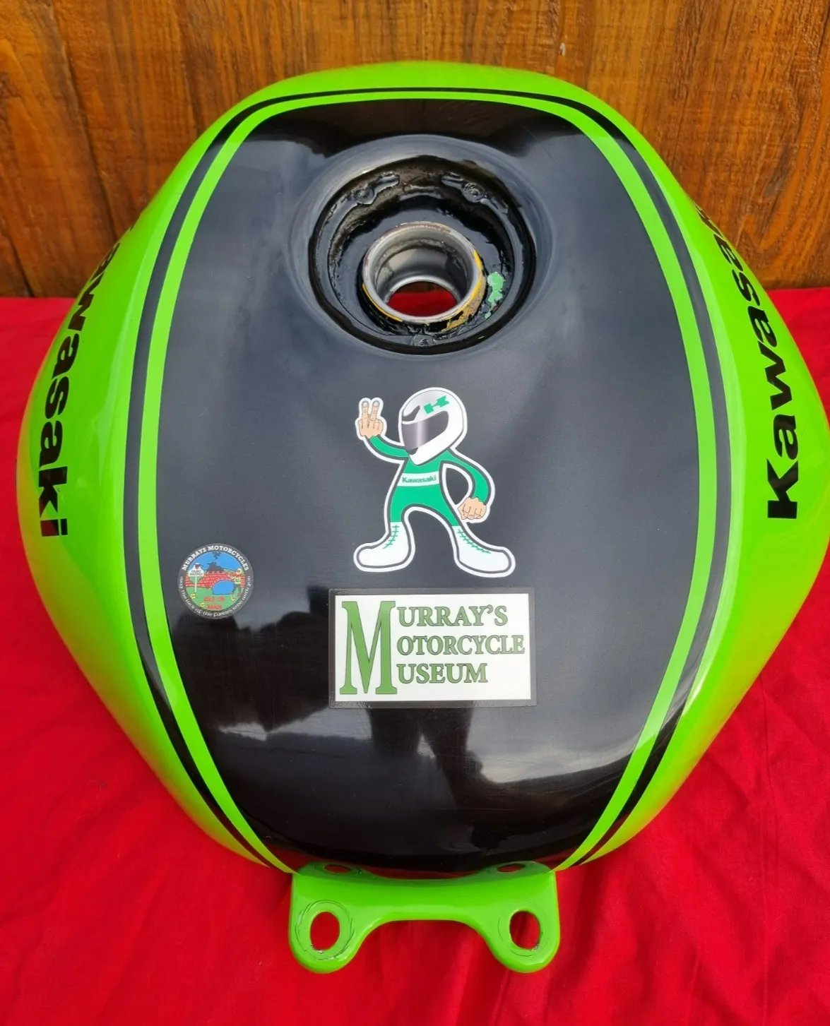 Used Kawasaki ZX10R 2004 2005 Gen 1 Race Bike Petrol Fuel Tank Green Black