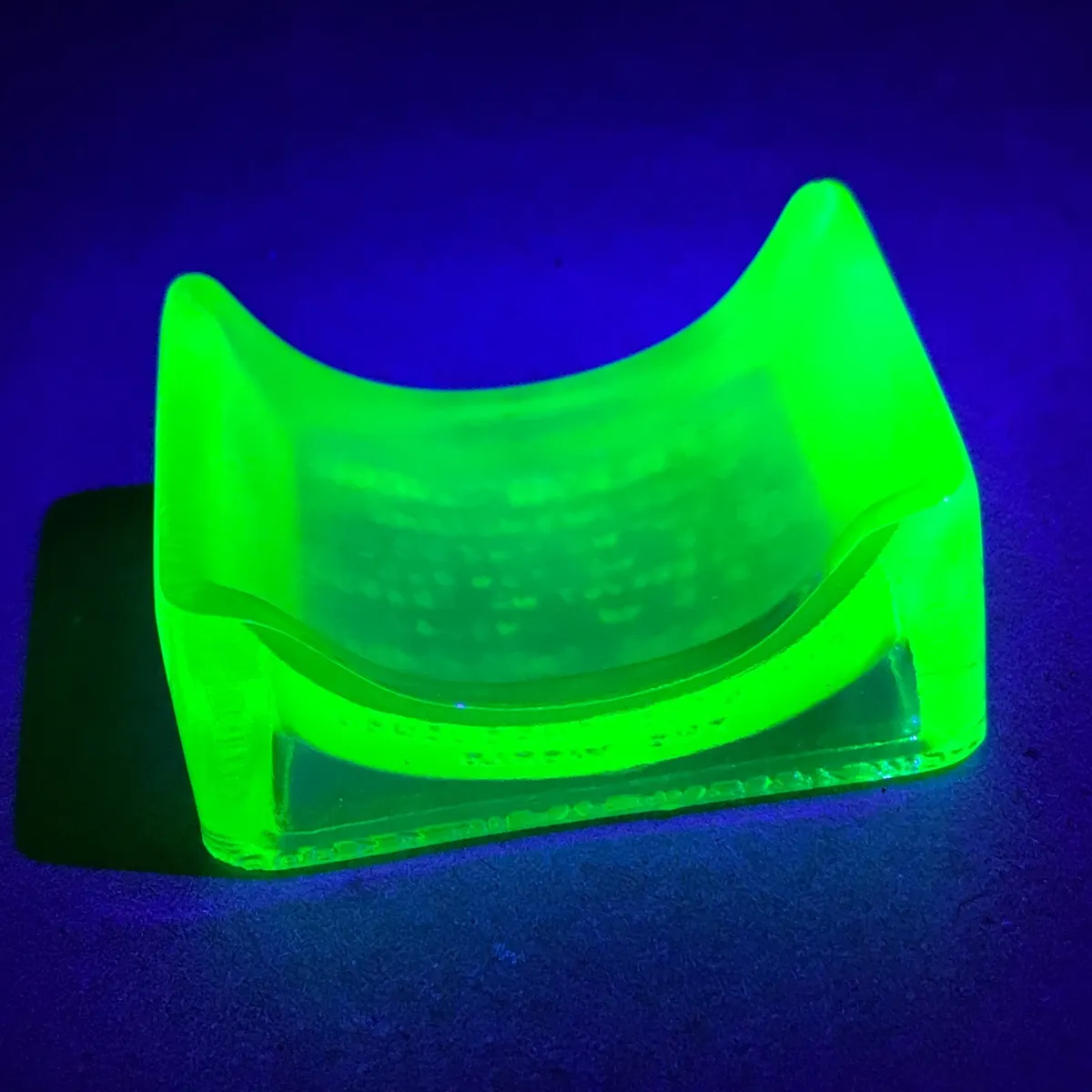 Used Rare Lillicraps Hone Vintage Razor Blade Sharpener Green Uranium Glass