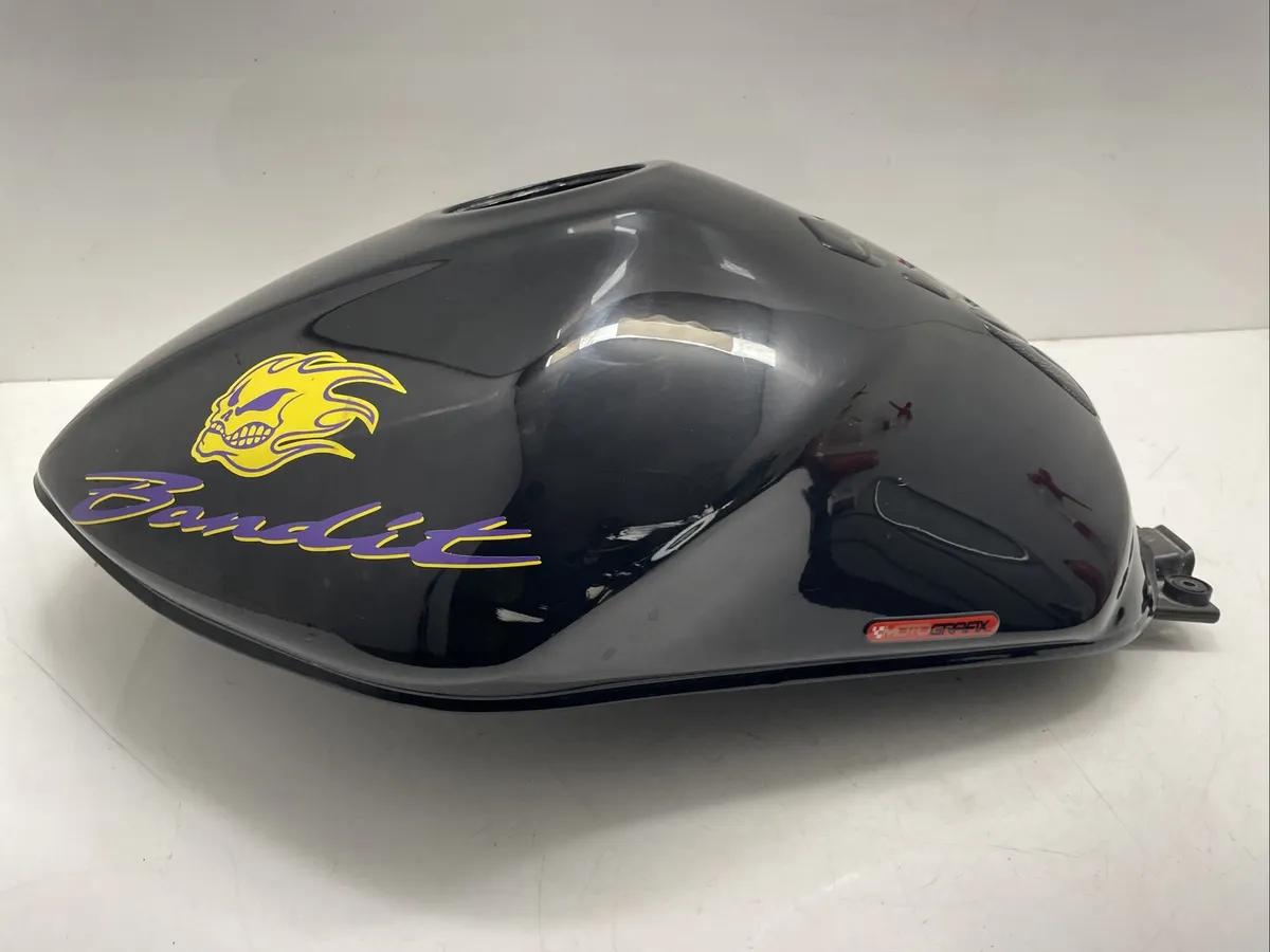 Suzuki GSF 650 Bandit Fuel Tank 2005-2007 Used Motorcycle Part