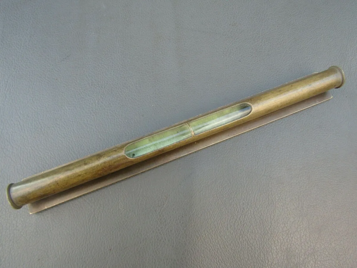 Vintage brass 8 3/4" engineers machinists spirit level old tool