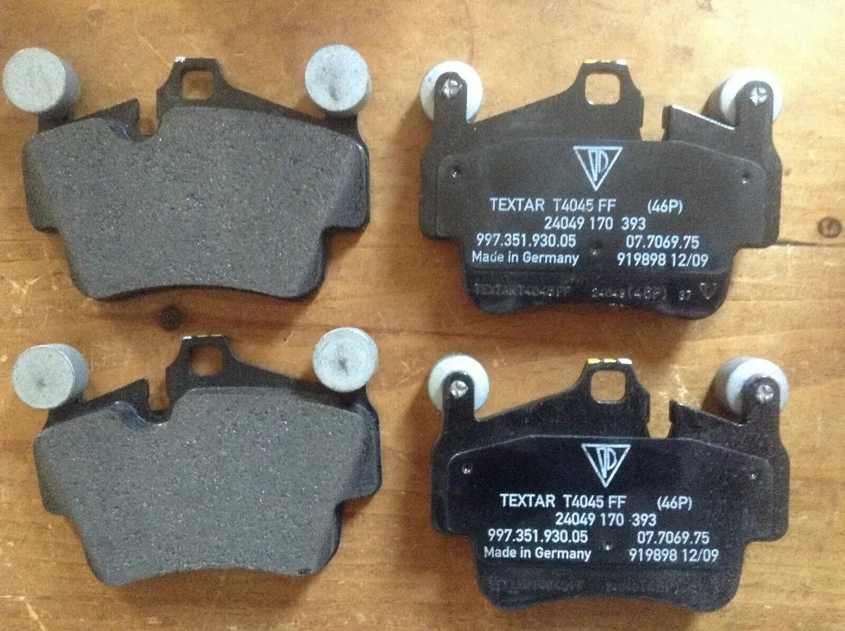 PORSCHE Original brake pad sets 99735193905 & 98635293910