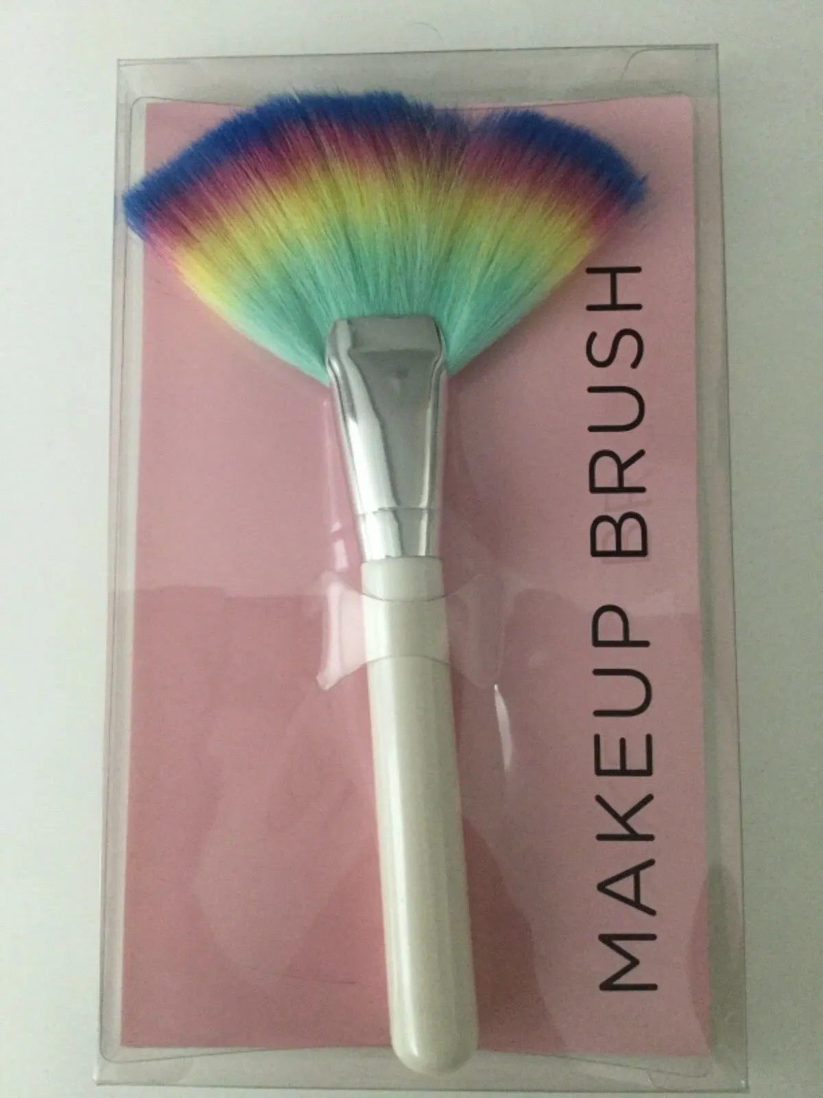 BNIP LARGE FAN MAKE UP BRUSH FOREVER 21 RAINBOW MULTI-COLOUR
