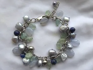 Silver Chain Bracelet with cultured Blue Pearls and Gems