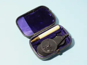 Antique Cased Millikin & Lawley Ophthalmoscope Optometrist Instrument