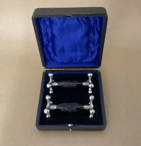 Cased Pair Of Antique Victorian Silver Plate And Horn Knife Rests C1890