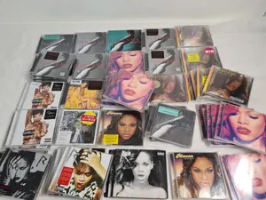 43 x Rhianna CD Joblot (Rated R, Unapologetic, A Girl like me etc)
