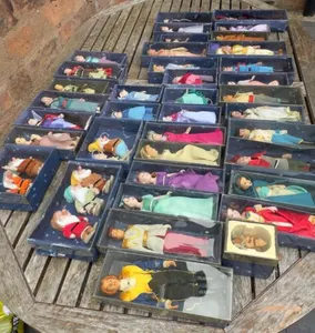 JOB LOT VINTAGE 2004/5 DISNEY PRINCESS/PRINCE BUNDLE  PORCELAIN DOLLS  - OVER 40