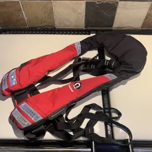 Crewsaver life jacket Kids  275n XD 40kg twin chamber Harness crotch straps