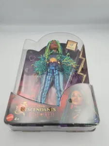 Mattel Uliana Fashion Doll & Accessory, Descendants: The Rise of Red
