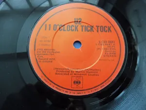 U2 11 O'Clock Tick Tock c/w Touch 1982 IRELAND 7" Vinyl 45 CBS Used