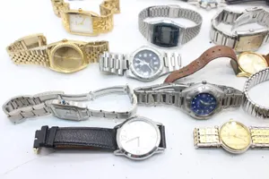 Lot of 30x Vintage Gents Quartz Wristwatches Casio Rotary Untested Spares Repair