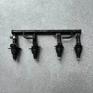 Kawasaki GPZ 750 Turbo ZX750E1 Injectors & Fuel Rail Set JECS A46 Used