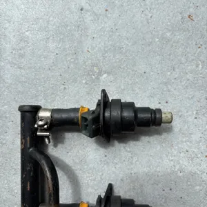 Kawasaki GPZ 750 Turbo ZX750E1 Injectors & Fuel Rail Set JECS A46 Used