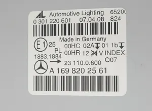 MERCEDES B180 W245 Headlight Passenger Side HALOGEN A1698202561 USED 2008